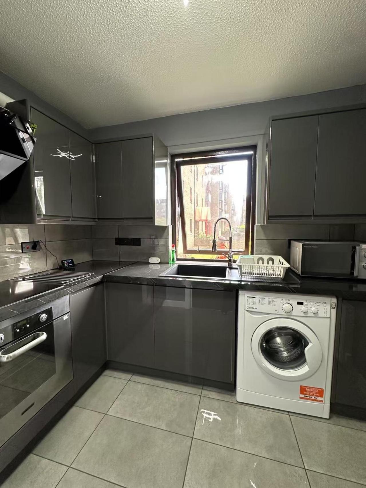 Apartment Two Bedroom Flat In Center